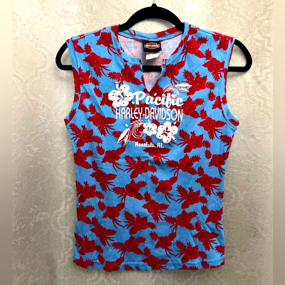 Harley Davidson tee. Unique print!